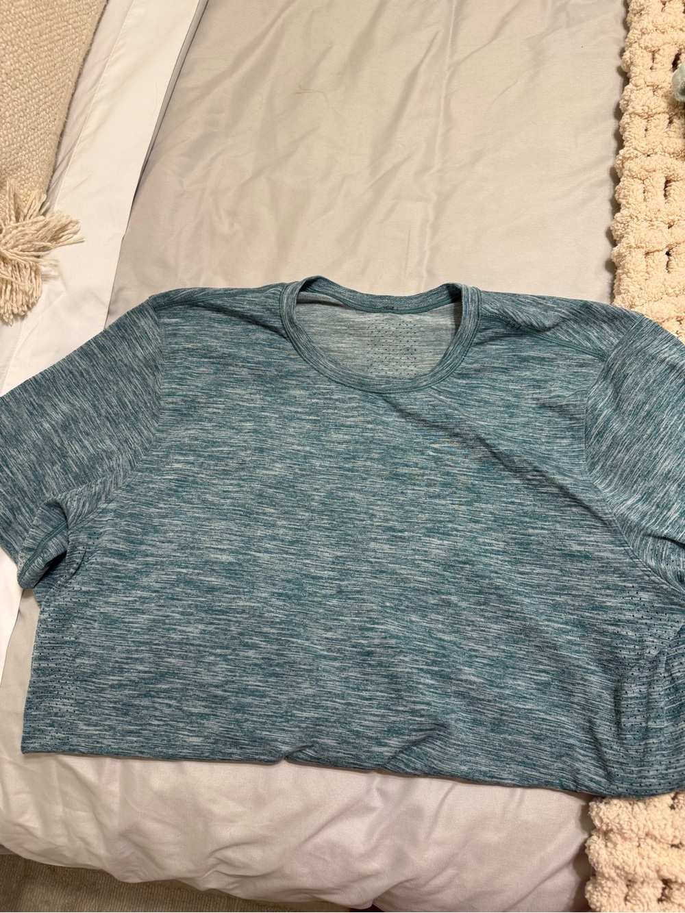 Lululemon Light Teal Heather Short Sleeve menTop